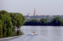 Берега подмосковных водоемов проверят на чистоту