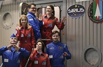 В Москве завершился 17-дневный эксперимент SIRIUS-17, имитировавший полет на Луну