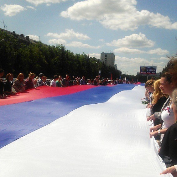 100 метровый флаг России фото 6