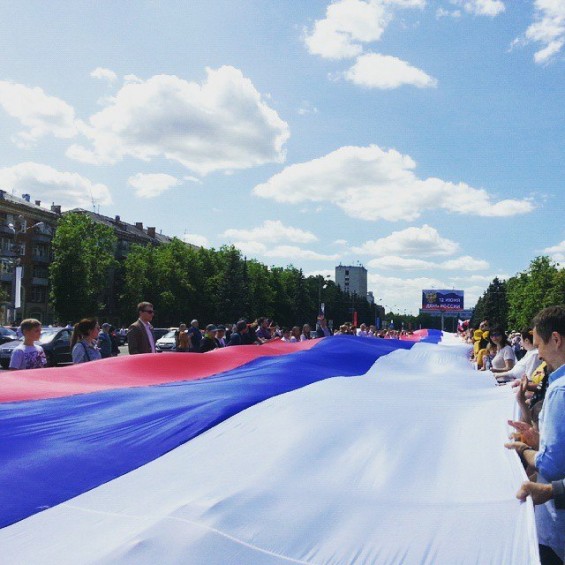 100 метровый флаг России фото 2