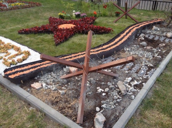 Традиционный конкурс цветников стартовал  11 июня. фото 4