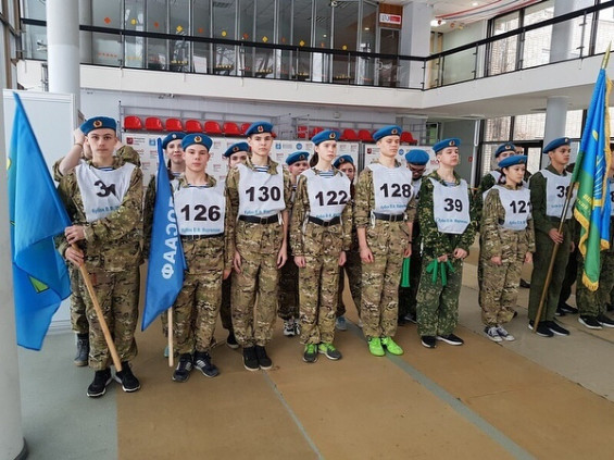 Сборная команда ДОСААФ Раменского района, в состав которой вошли учащиеся городов Раменское и Жуковский, приняла участие в открытом первенстве военно-патриотических клубов г. Москвы по воздушно-десантной подготовке на Кубок имени В.Ф.Маргелова. фото 3