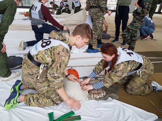 Сборная команда ДОСААФ Раменского района, в состав которой вошли учащиеся городов Раменское и Жуковский, приняла участие в открытом первенстве военно-патриотических клубов г. Москвы по воздушно-десантной подготовке на Кубок имени В.Ф.Маргелова. фото 5