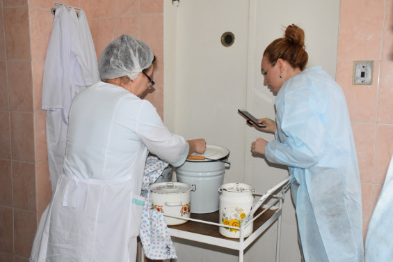 Представители общественной палаты Московской области провели мониторинг ситуации в городской клинической больнице наукограда. фото 4